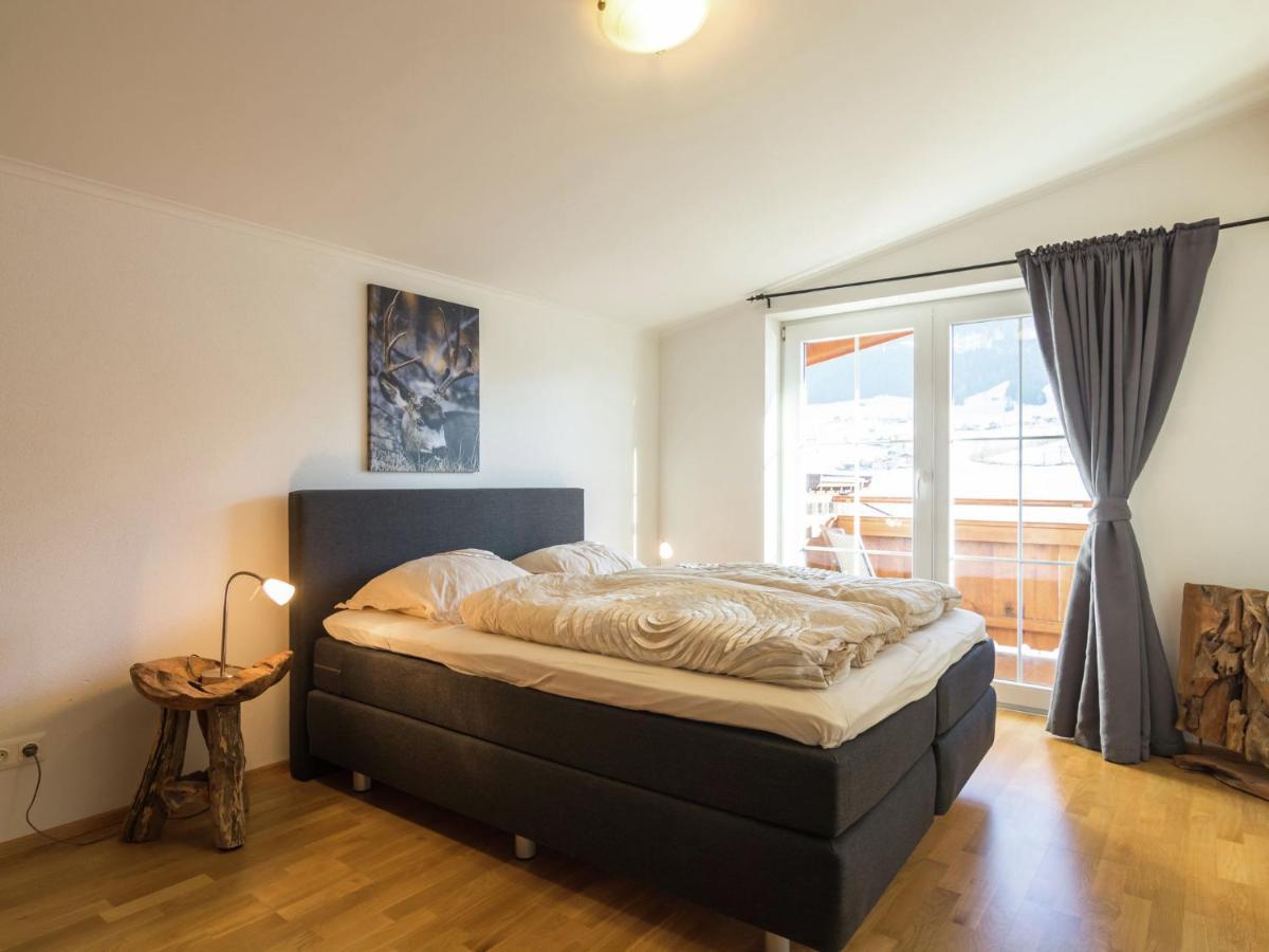 Luxurious Holiday Home With Terrace In Tyrol Бриксен-им-Тале Экстерьер фото