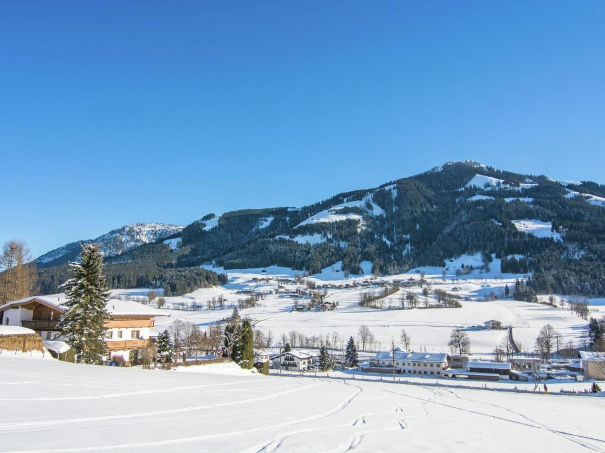 Luxurious Holiday Home With Terrace In Tyrol Бриксен-им-Тале Экстерьер фото