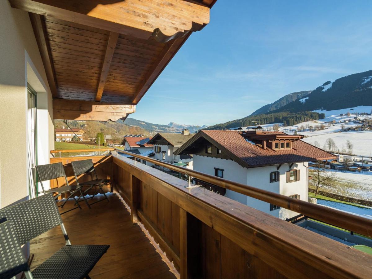 Luxurious Holiday Home With Terrace In Tyrol Бриксен-им-Тале Экстерьер фото